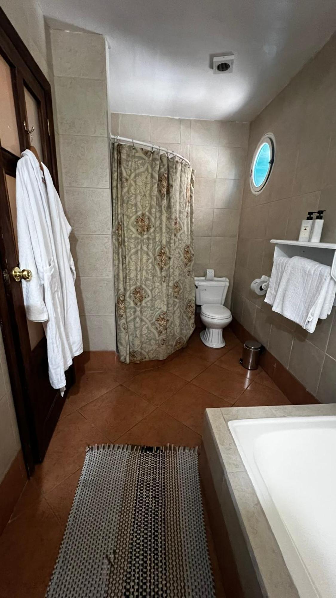 מלון אוטהוואלו Hacienda Cusin מראה חיצוני תמונה